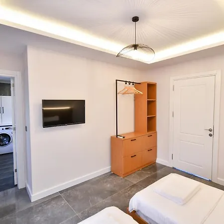 فيلة No:22 House